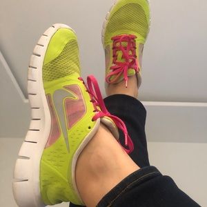 SOLD NIKE Free Run Sneakers in yellow/chartreuse